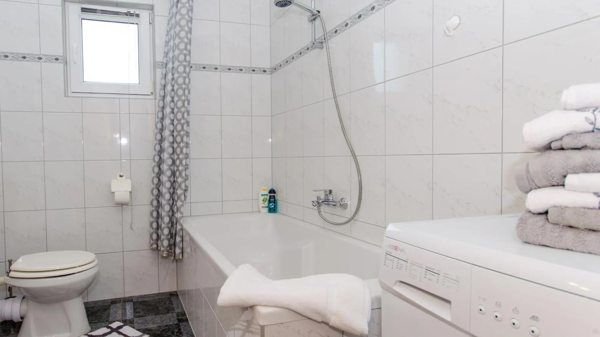 Apartment Iva 0*, Trogir