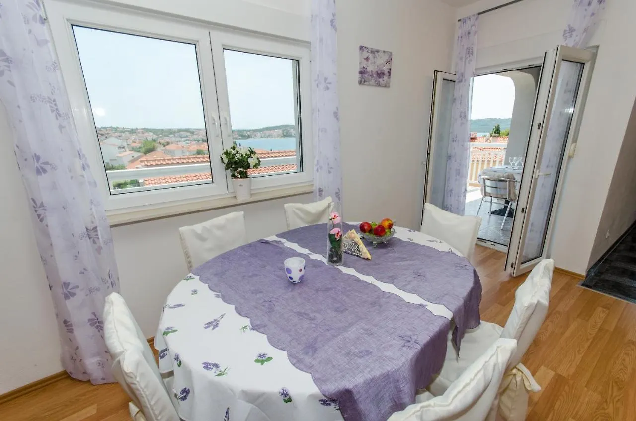 Apartment Iva